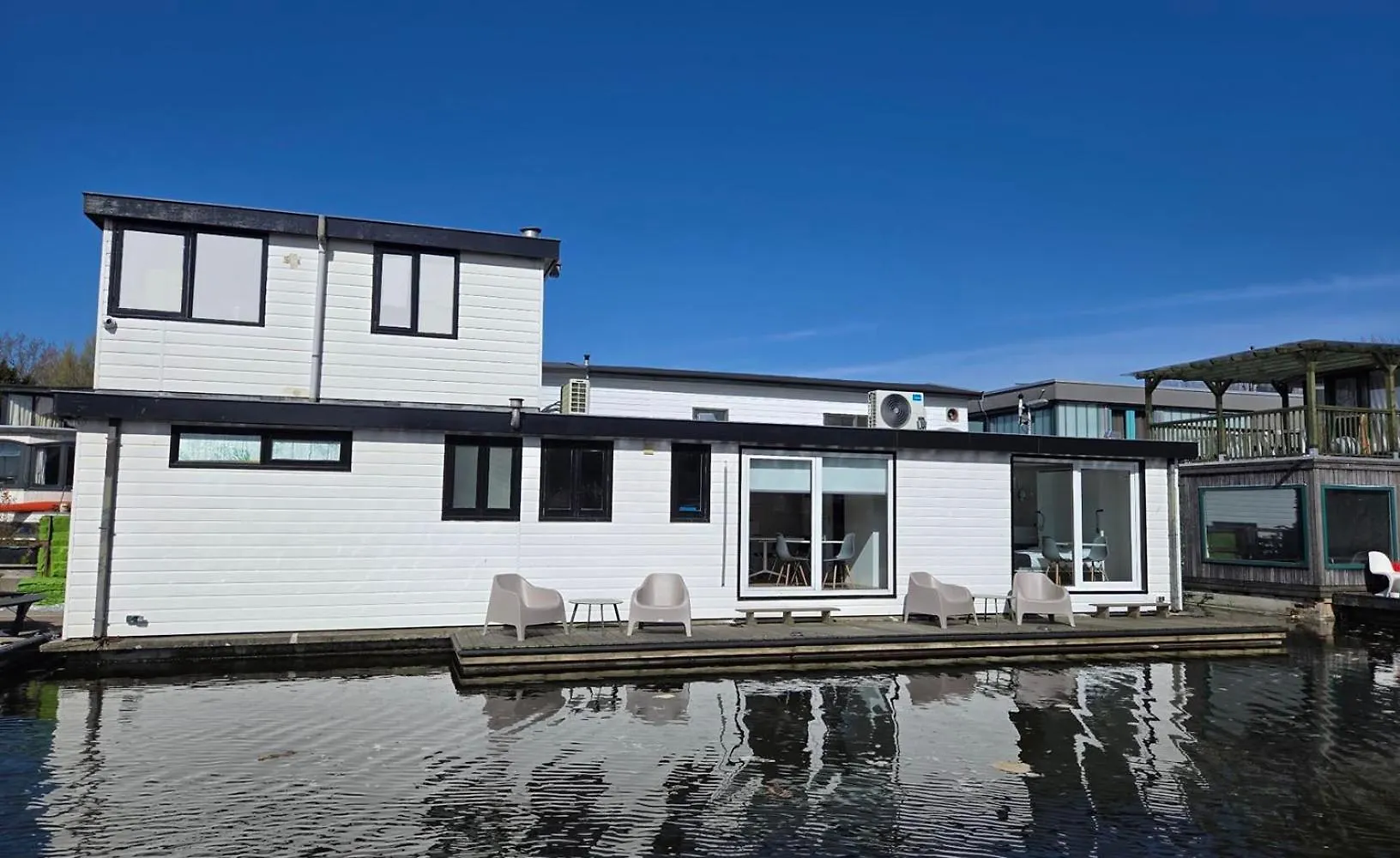 Houseboat The New Lake - Nieuwe Meer Амстердам